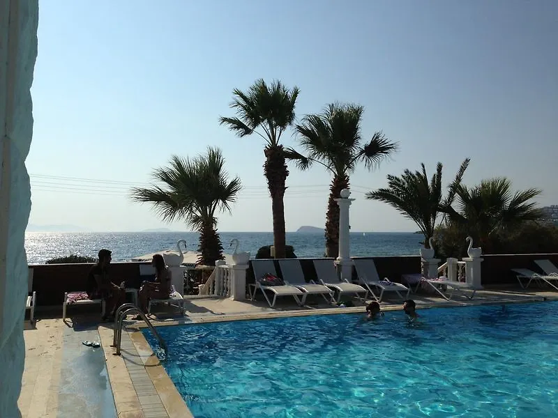 Sun And Sea Beach Hotel Turgutreis