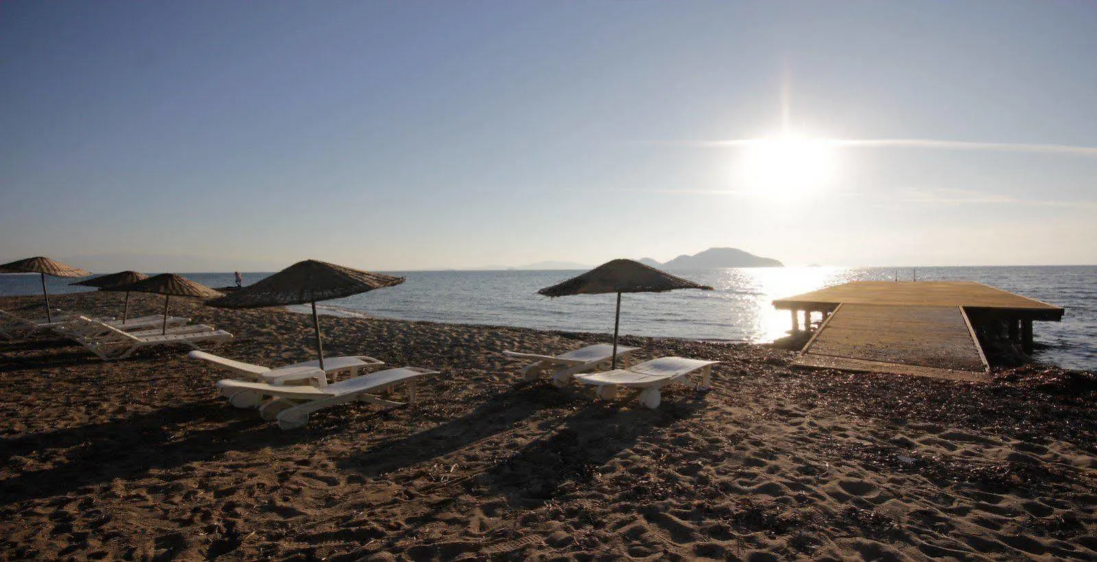 Sun And Sea Beach Hotel 터그트레이스