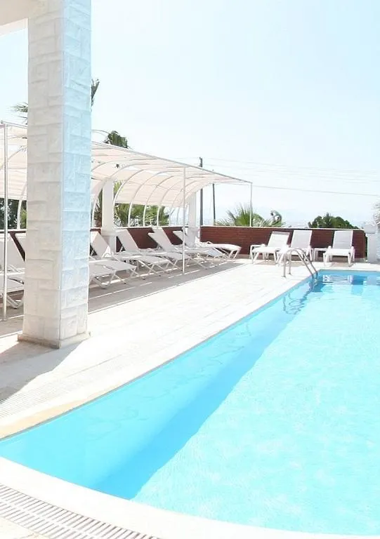 Sun And Sea Beach Hotel Turgutreis