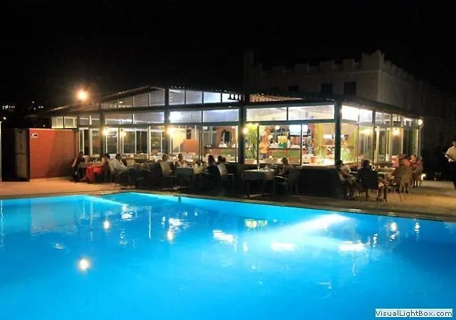 Sun And Sea Beach Hotel Turgutreis 3*,