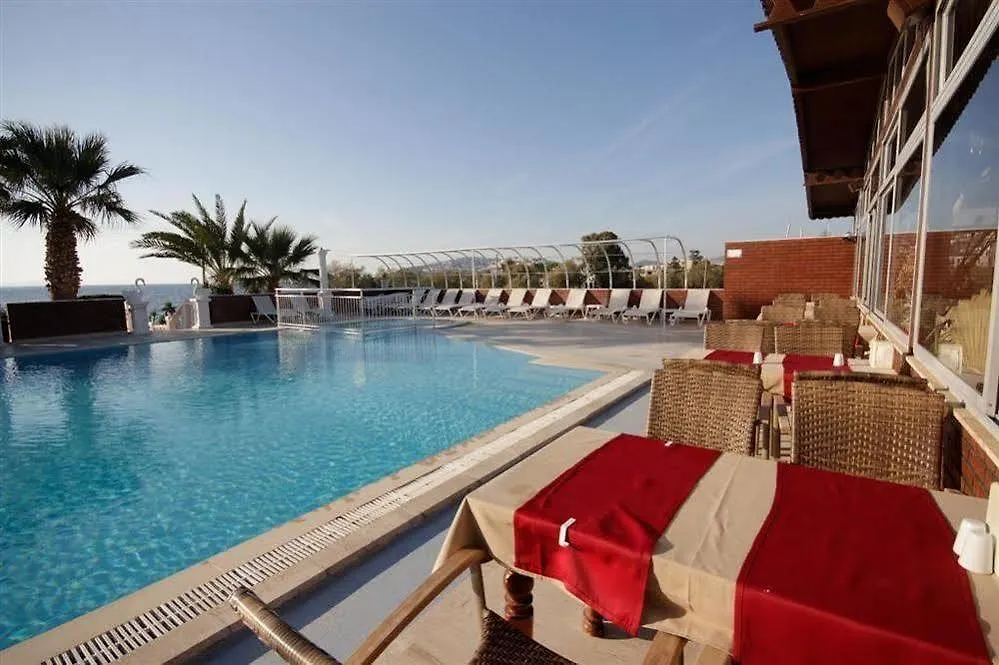 Sun And Sea Beach Hotel Turgutreis