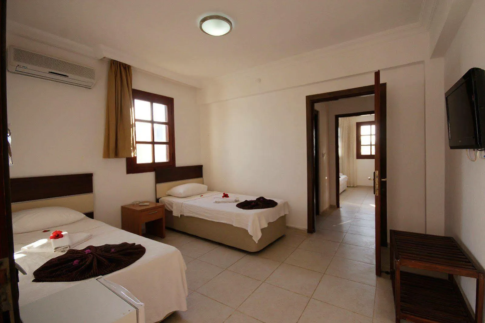 Sun And Sea Beach Hotel Turgutreis